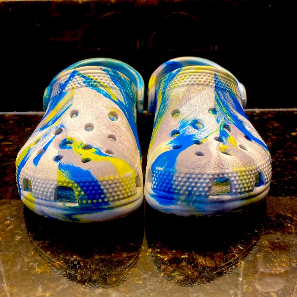 Crocs Marbled